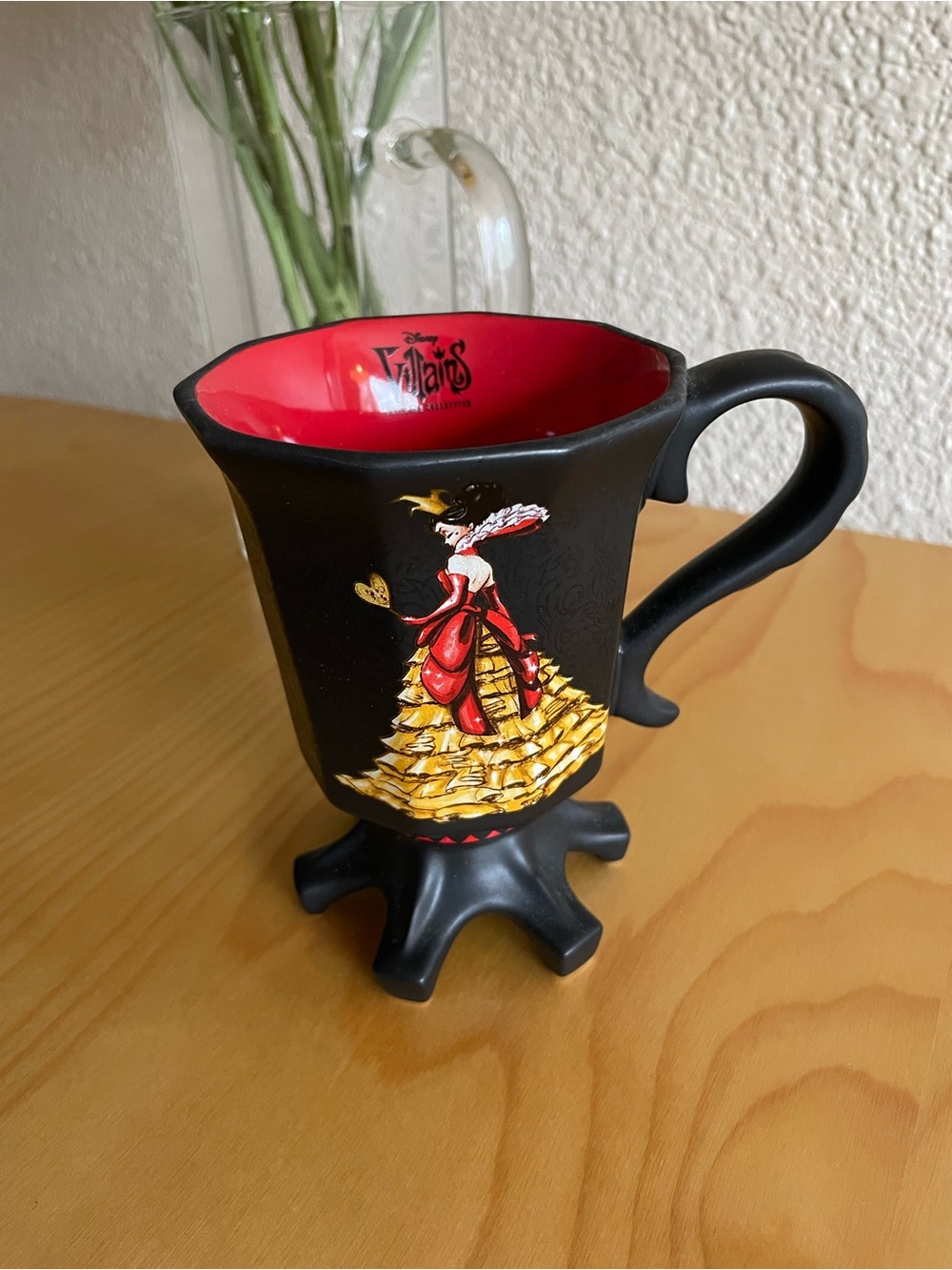 Disney Store Villains Designer Collection - Queen of Hearts